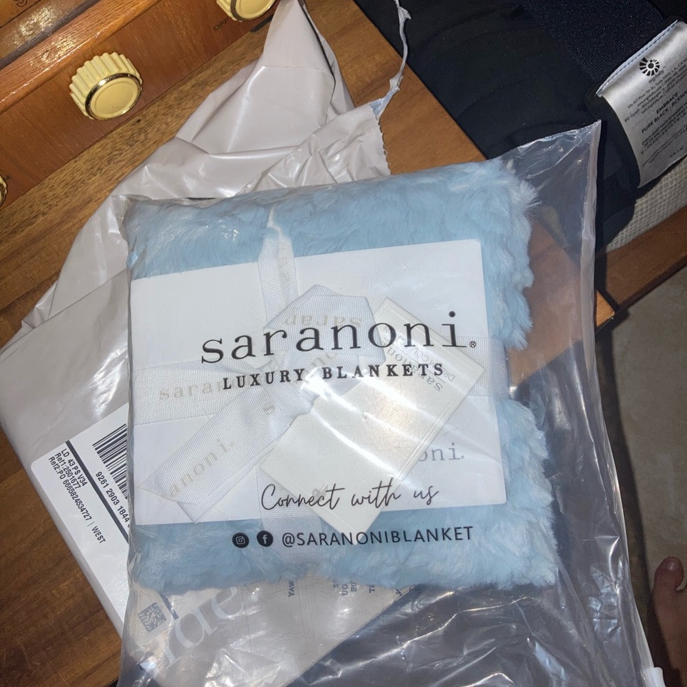 Saranoni Plush Baby Blanket in Light Blue